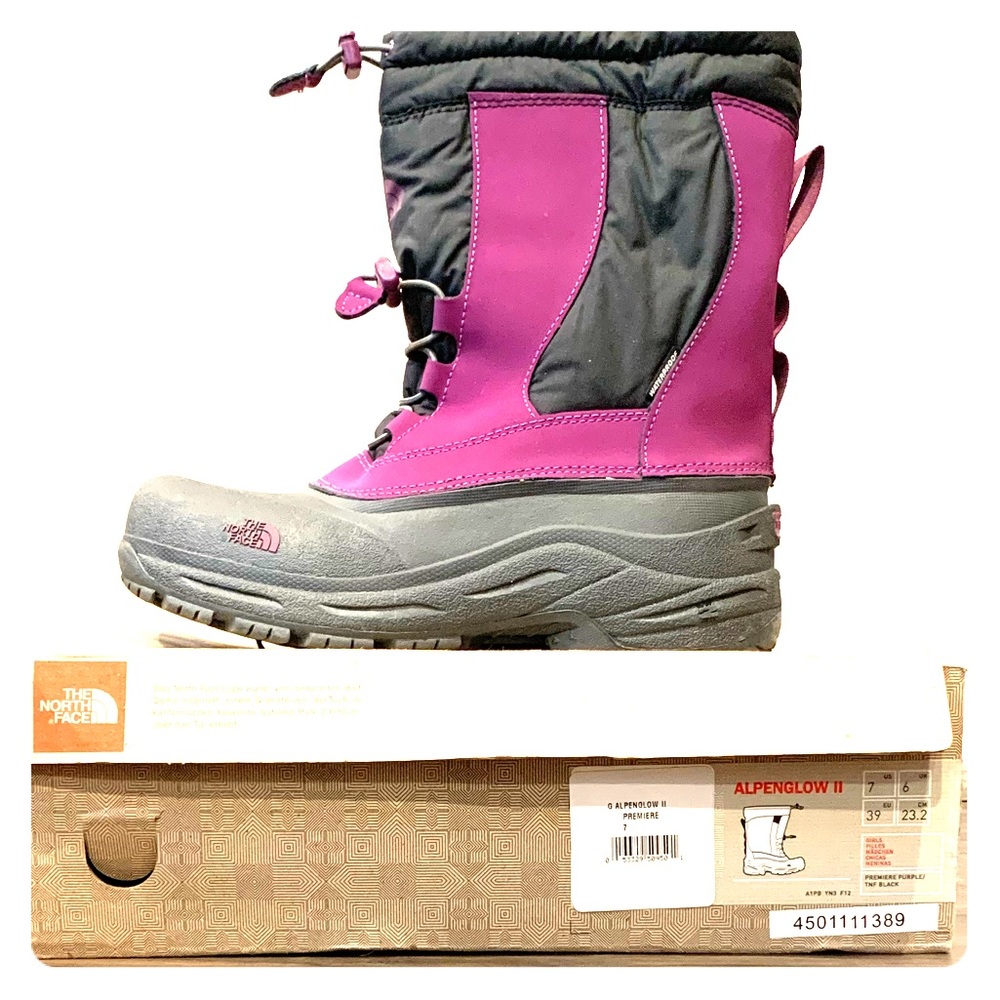 NWOT NORTH FACE ALPENGLOW II BOOTS